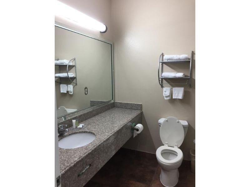 Scottish Inn And Suites Katy Extérieur photo