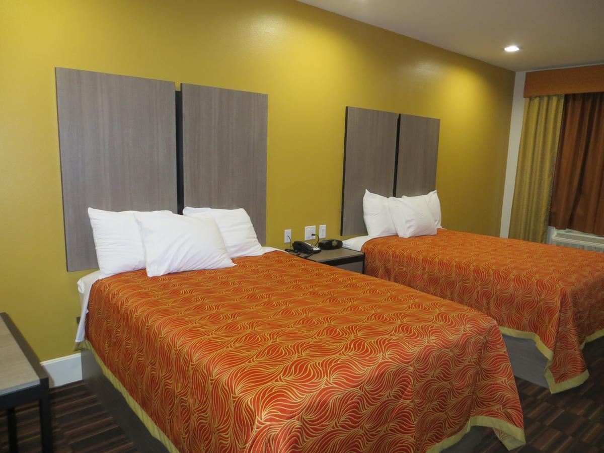 Scottish Inn And Suites Katy Extérieur photo