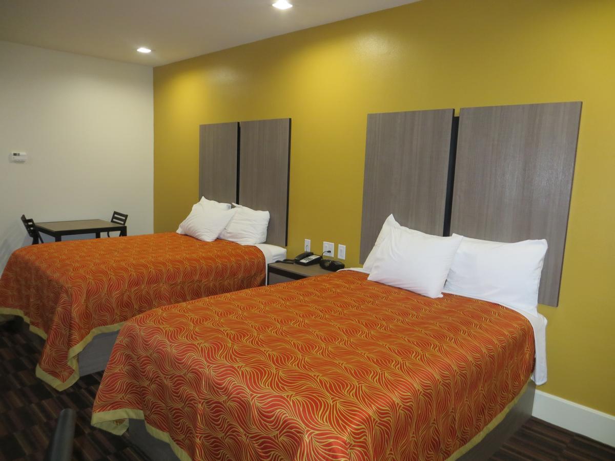Scottish Inn And Suites Katy Extérieur photo